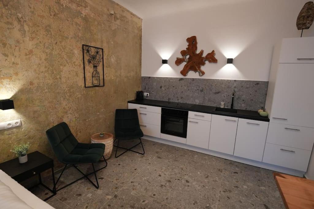 Luxusapartment Mit Badewanne Und Parkplatz Graz Exterior foto